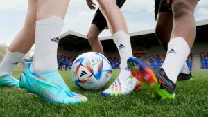 Sepatu Bola Adidas Keren yang Wajib Diincar